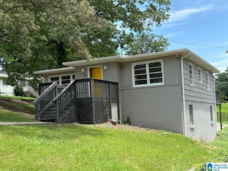 501 Westfield Dr, Fairfield, AL 35064