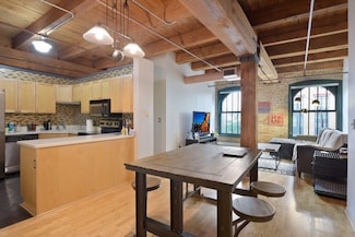 400 N 1st St Unit 411, Minneapolis, MN 55401