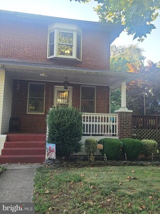 19 Laurel Ave, Florence, NJ 08518