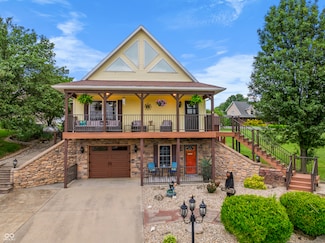 8814 W Meadows Dr, Eckerty, IN 47116