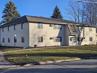 1811 Michigan St, Sturgeon Bay, WI 54235