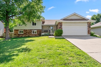 3864 S Hillcrest Ave, Springfield, MO 65807