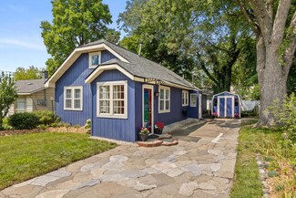 209 Rex St, Spring Lake, MI 49456