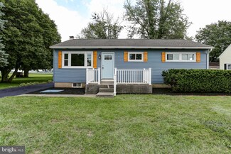 912 E Evergreen Rd, Lebanon, PA 17042