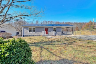 5962 Two Ford Rd, Roanoke, VA 24018