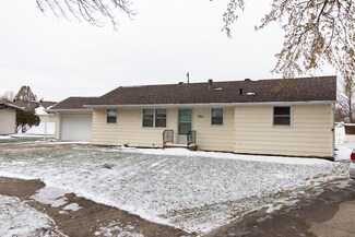 1344 Hillcrest Ct, Fergus Falls, MN 56537