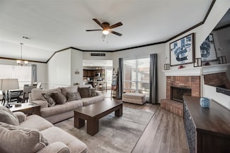 910 Grouse Rd, Glenn Heights, TX 75154