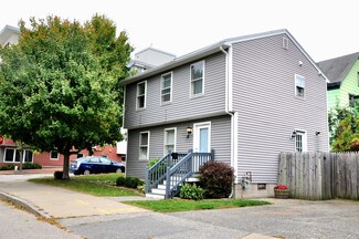 58 E Oxford St, Portland, ME 04101