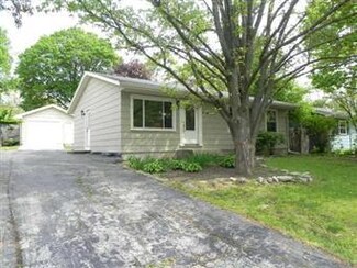1716 S 3rd Place, Saint Charles, IL 60174