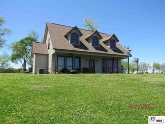 141 Red Robin Rd, Saint Joseph, LA 71366