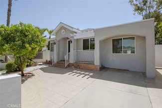 17710 Martha St, Encino, CA 91316