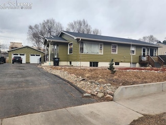 1728 Armstrong Ave, Colorado Springs, CO 80904