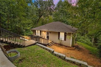 148 Summit Ct, Troy, NC 27371