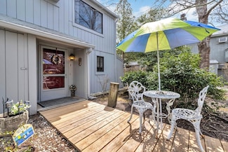855 W Main St Unit 1, Hyannis, MA 02601