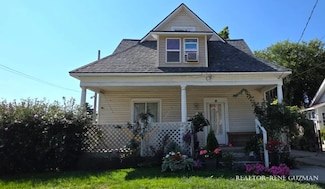 32 Cutler St SW Unit 1 & 2, Grand Rapids, MI 49507