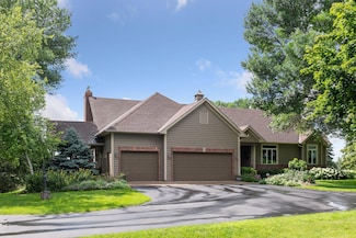 7205 Dahlgren Rd, Chaska, MN 55318
