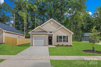101 Trexler Ave, Mount Holly, NC 28120