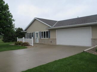 978 Homewood Ave Unit 1, Worthington, MN 56187