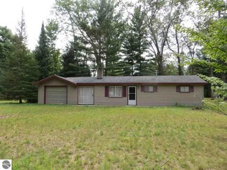 1658 W 4th St, Prescott, MI 48756
