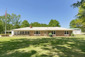2105 County Road 61, Florence, AL 35634