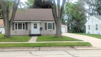 514 S Parkway Dr, Brillion, WI 54110