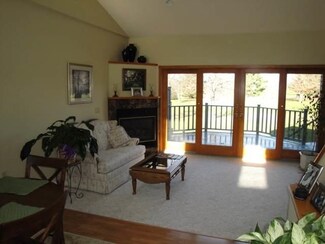 N900 Fairway Ln Unit D, Prairie Du Sac, WI 53578