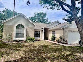 1449 Amanda Rd, Kissimmee, FL 34744