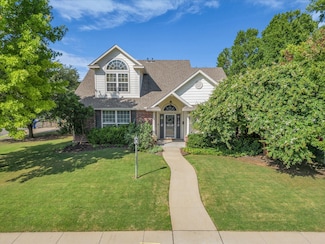 702 N 13th St, Waco, TX 76707