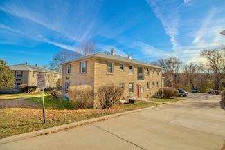1311 E Randolph Ct Unit C, Milwaukee, WI 53212