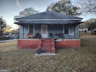 60 New St, Newnan, GA 30263