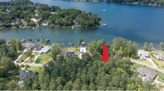 258 Headwater Dr, Greenwood, SC 29649