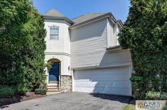 6 Krzynowek Ct, Parlin, NJ 08859