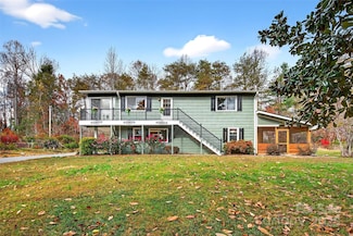 333 Sand Castle Dr, Nebo, NC 28761