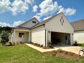 405 S Grove Dr, Oxford, MS 38655