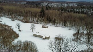 1469 E Mountain Rd, Port Matilda, PA 16870