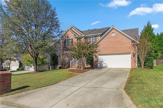 2927 Shady View Dr, High Point, NC 27265