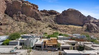 5761 N Echo Canyon Cir, Phoenix, AZ 85018