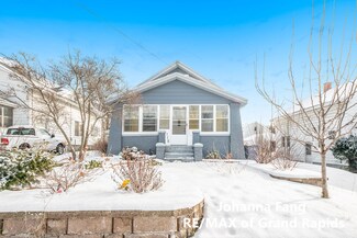 710 Emerald Ave NE, Grand Rapids, MI 49503