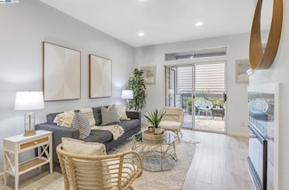 7595 Canyon Meadow Cir Unit A, Pleasanton, CA 94588