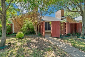 2503 Shady Ridge Dr, Bedford, TX 76021