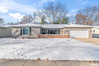 169 Bellerive Rd, Springfield, IL 62704