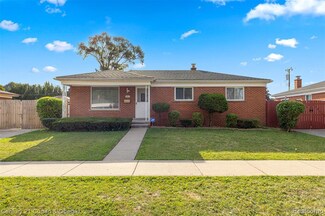 1375 Wilson Ave, Lincoln Park, MI 48146