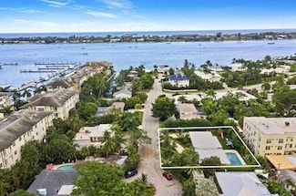 228 Flagler Ln, West Palm Beach, FL 33407