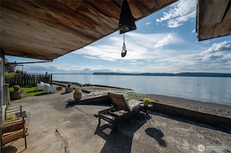 8204 Naketa Beach Walk, Mukilteo, WA 98275