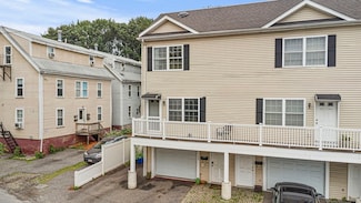 102 Prospect St, Woburn, MA 01801