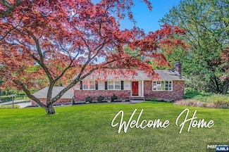 449 Rifle Camp Rd, Woodland Park, NJ 07424