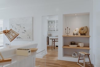 60 Seaview Dr, Santa Barbara, CA 93108