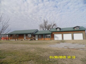 1208 SW Burk Rd, Geronimo, OK 73543