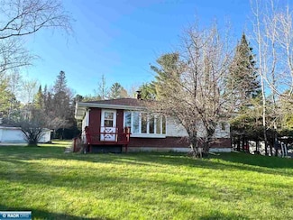 7661 Ely Lake Dr, Eveleth, MN 55734