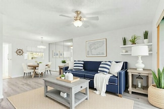 7185 Golf Colony Ct Unit 2060, Lake Worth, FL 33467